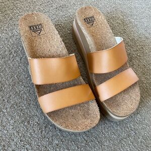 Reef Women's Tan Slide Sandals